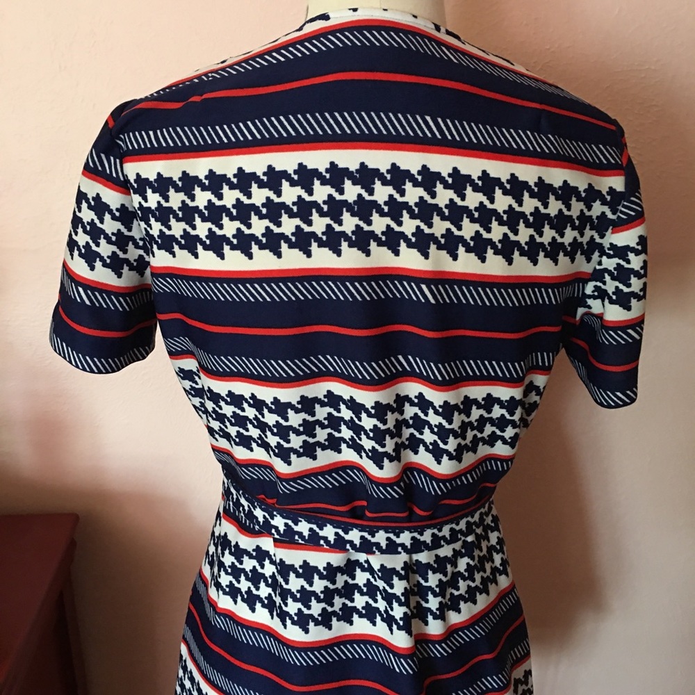VTG 60 70 MOD Tie Waist Top Red Blue Stripes - Picture 14 of 16
